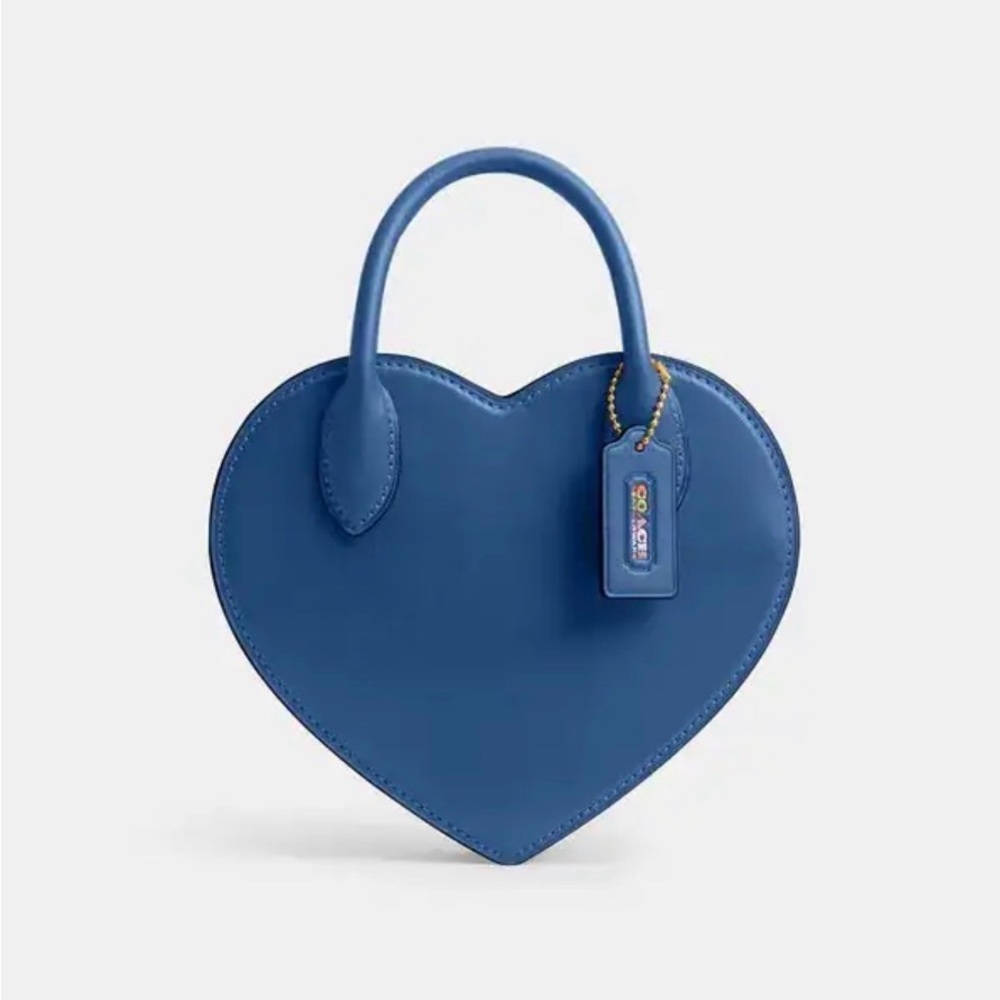 COACH |  Heart Bag In Regenerative Leather NWT